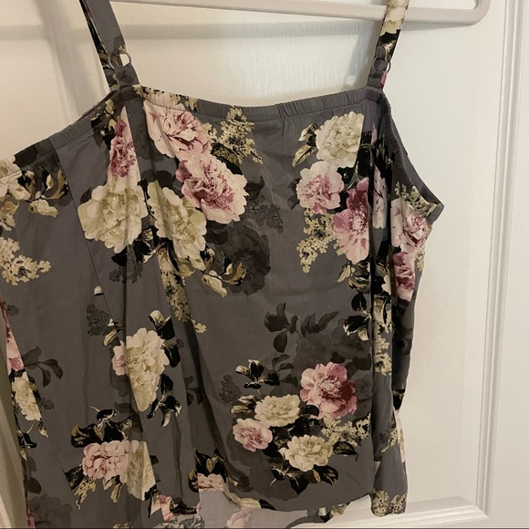 NWT torrid fit and flare floral tank - Picture 3 of 3